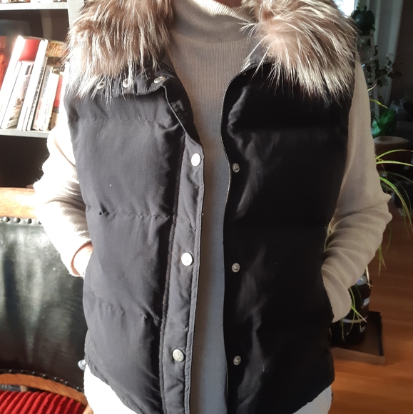 Puffer Vest - Picture 4 of 9